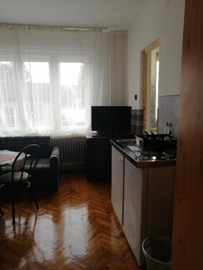 Belvarosi Vendeghaz Miskolc Exterior photo
